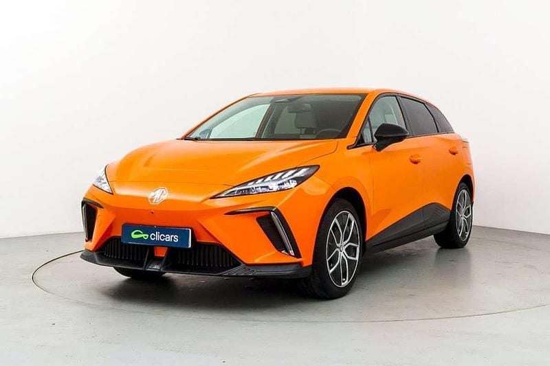 Usado MG MG4 EV Luxury 150 kW (204 CV) 2024 Naranja Utilitario