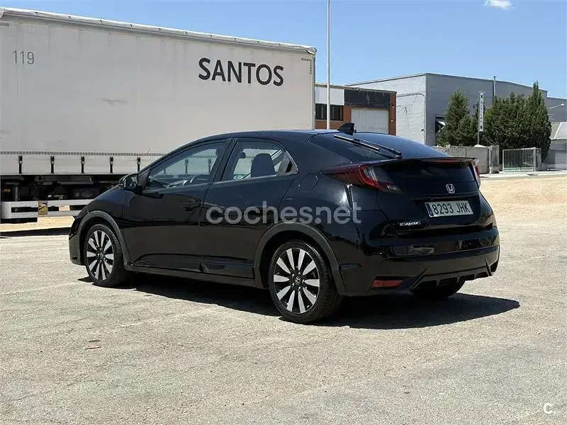 Usado Honda Civic Sport 120 CV (88 kW) 2015 Negro Berlina