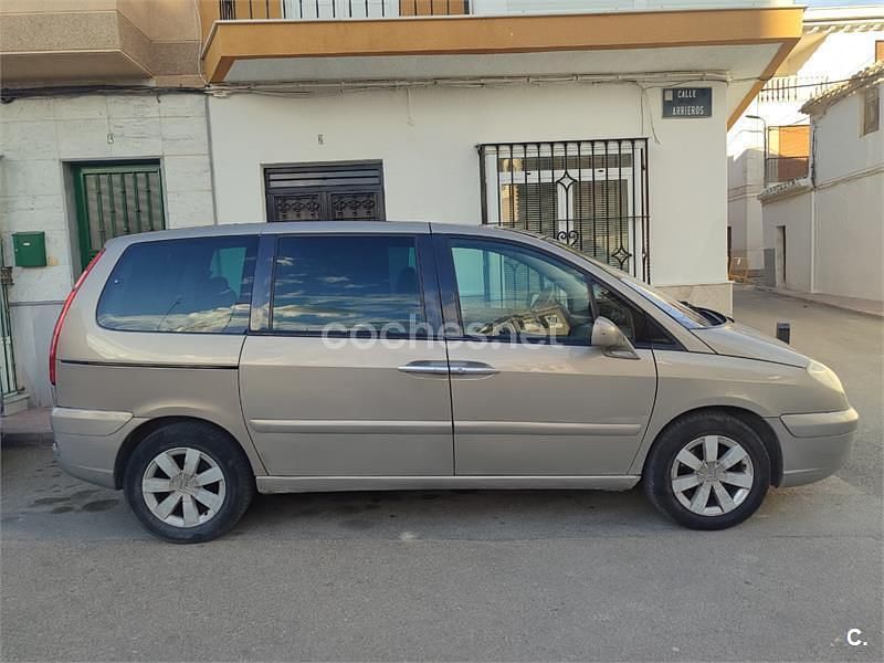 Beige Usado 2005 Citroën C8 Monovolumen | 3300 € (Precio justo) - Imagen 1/4