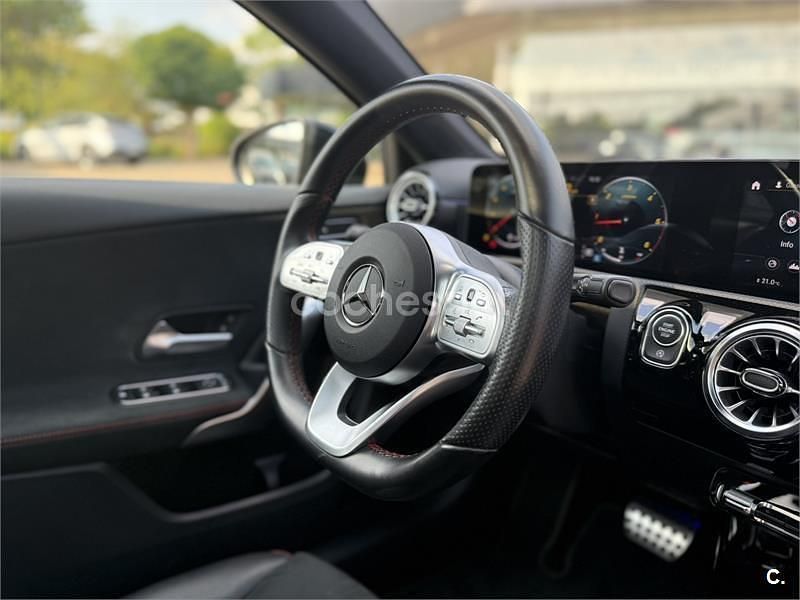Usado Mercedes A220 190 CV (139 kW) 2021 Negro Berlina