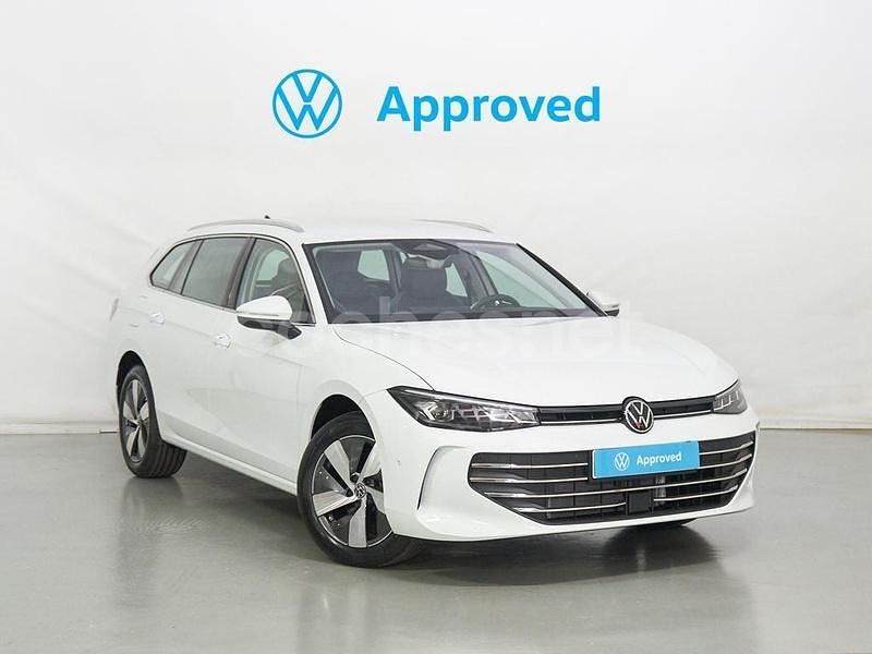 Blanco Usado 2024 VW Passat Business Familiar | 34.690 € - Imagen 1/2
