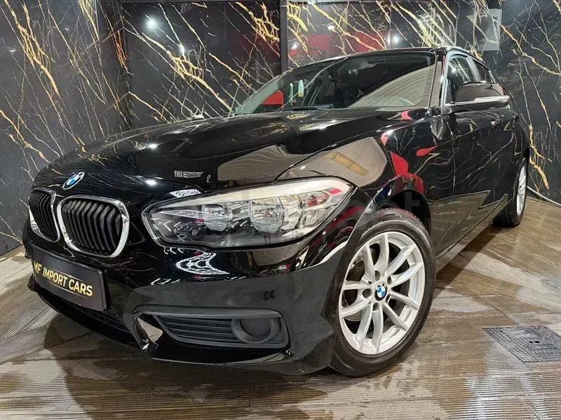 Usado BMW 116 Comfort Edition 109 CV (80 kW) 2019 Negro Utilitario