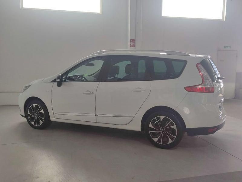 Usado Renault Grand Scénic IV Bose Edition 130 CV (95 kW) 2016 Blanco Monovolumen
