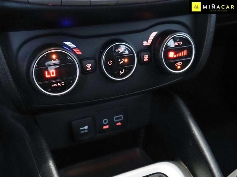 Usado Fiat Tipo Easy 120 CV (88 kW) 2018 Negro Berlina