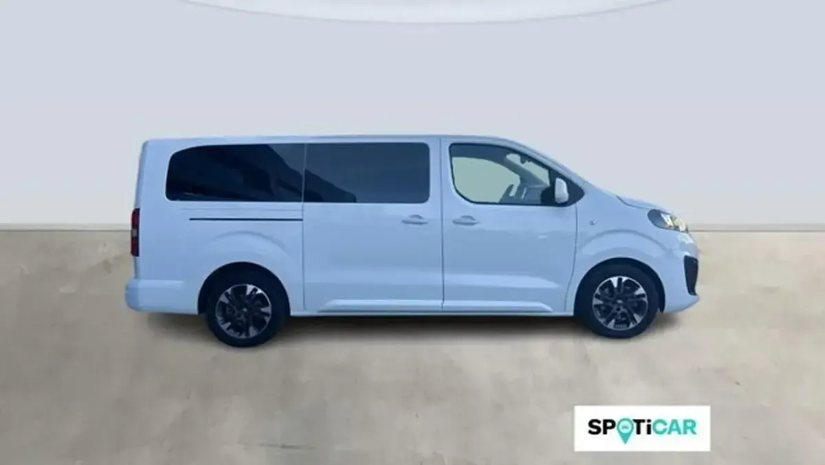 Usado Opel Zafira Life Innovation 177 CV (130 kW) 2021 Blanco Monovolumen