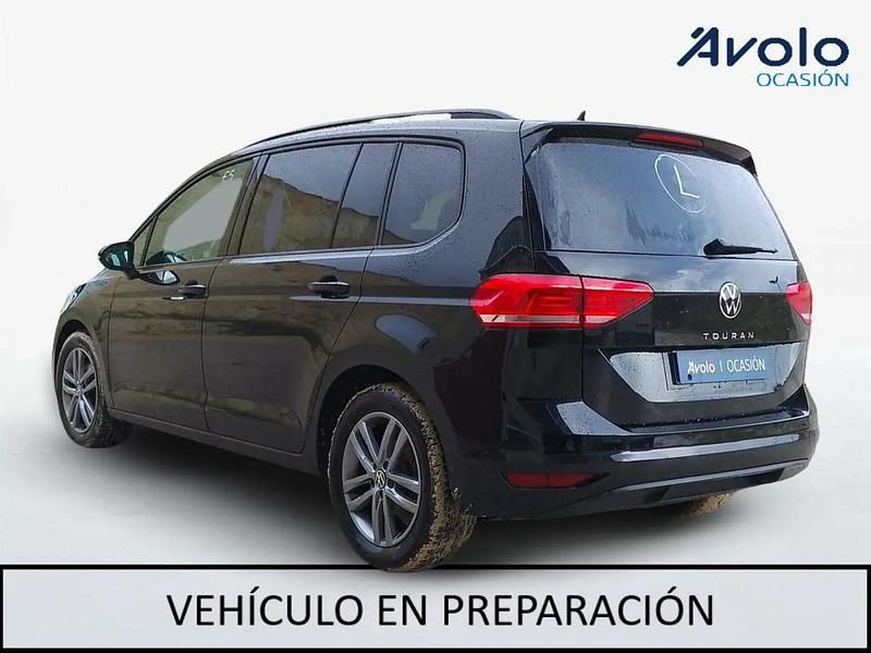 Usado VW Touran 150 CV (110 kW) 2025 Monovolumen