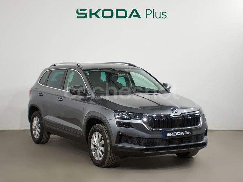 Gris Usado 2024 Skoda Karoq Selection SUV | 25.900 € (Caro) - Imagen 1/4