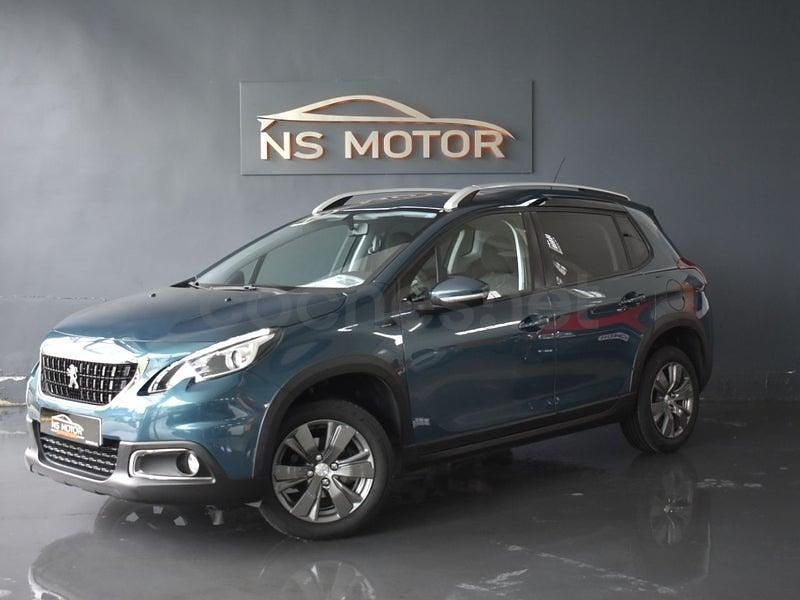 Usado Peugeot 2008 Allure 100 CV (73 kW) 2019 Azul SUV