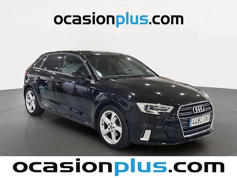Usado Audi A3 Sportback Sport 110 CV (80 kW) 2017 Negro Utilitario