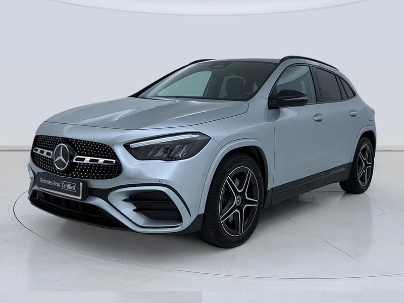 Gris plata Usado 2024 Mercedes GLA200 SUV | 44.900 € - Imagen 1/4