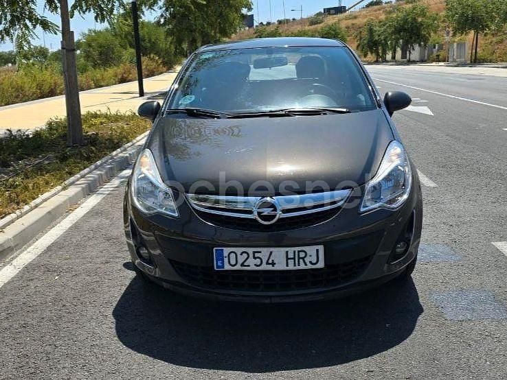 Usado Opel Corsa Selective 85 CV (62 kW) 2013 Gris / plata Utilitario