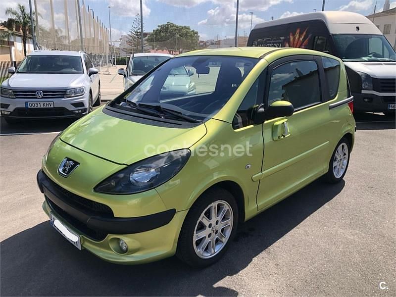 Verde Usado 2007 Peugeot 1007 Utilitario | 2450 € - Imagen 1/4