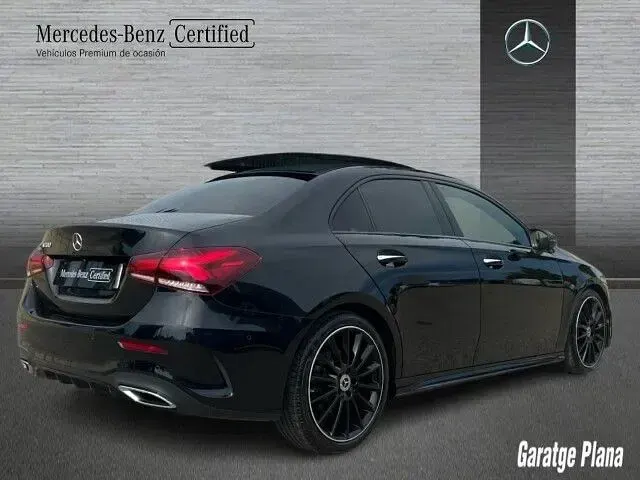 Usado Mercedes A200 163 CV (119 kW) 2022 Negro cosmos