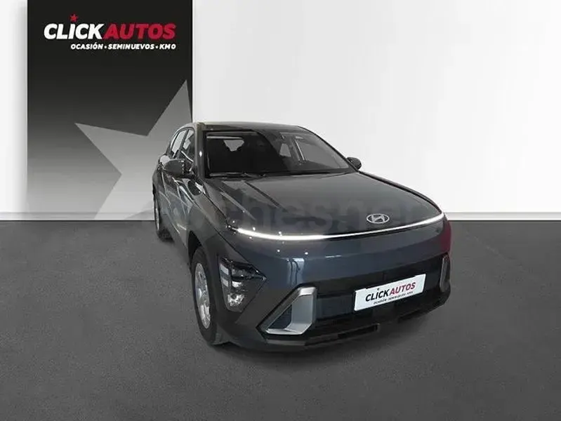 Usado Hyundai Kona 141 CV (103 kW) 2024 Gris / plata SUV