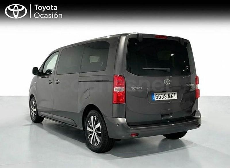 Usado Toyota Proace Verso Advance 145 CV (106 kW) 2023 Gris / plata Familiar