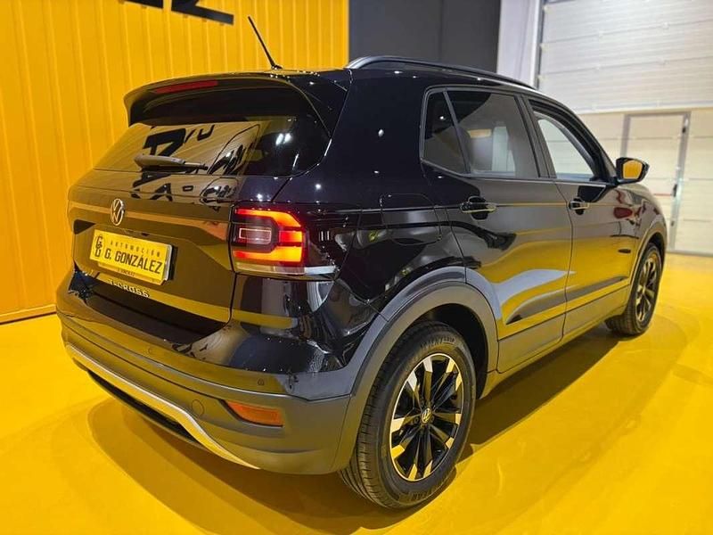 Usado VW T-Cross Advance 110 CV (80 kW) 2022 Negro SUV