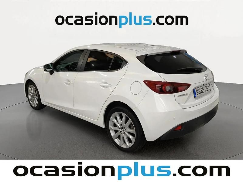 Begagnad Mazda 3 Luxury 105 HK (77 kW) 2016 Vit