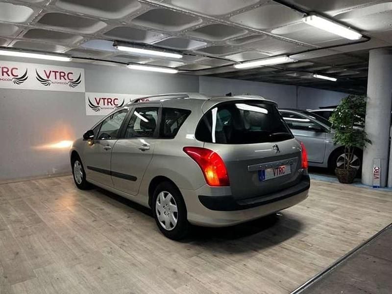 Usado Peugeot 308 SW Sport 120 CV (88 kW) 2009 Beige Familiar