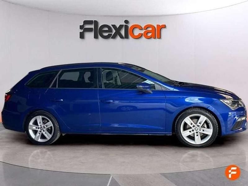 Usado Seat Leon ST FR 150 CV (110 kW) 2019 Azul Familiar