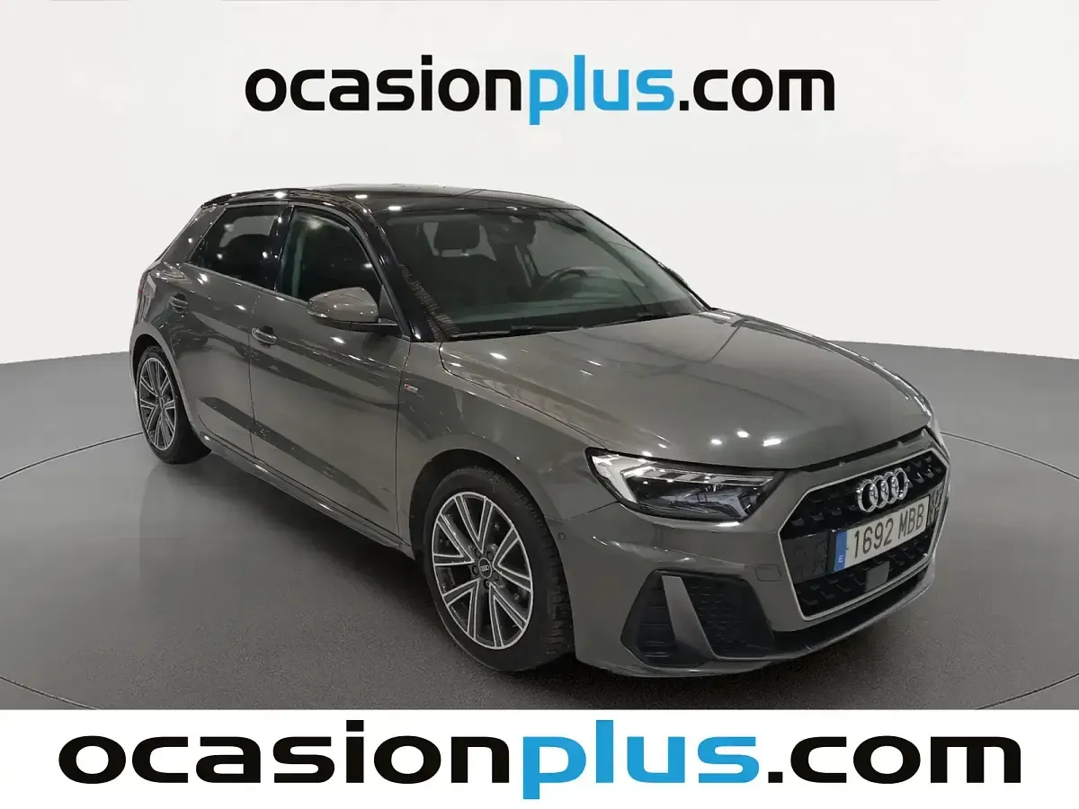 Usado Audi A1 S-Line 110 CV (80 kW) 2022 Gris SUV