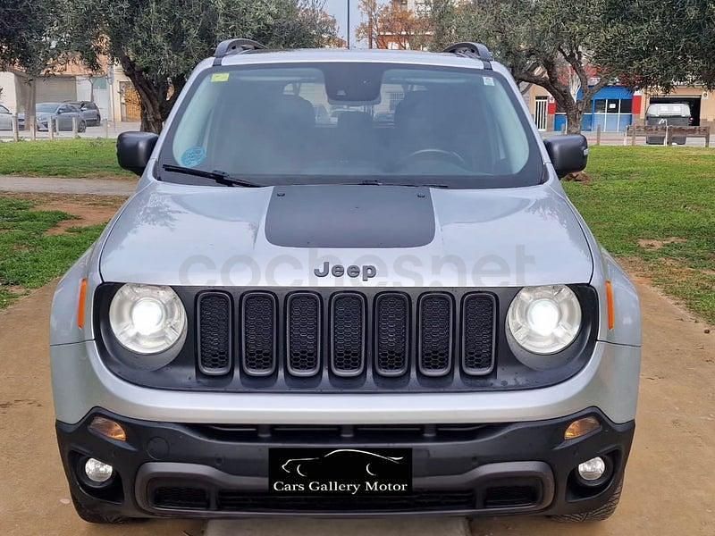 Usado Jeep Renegade Trailhawk 170 CV (125 kW) 2017 Gris / plata SUV