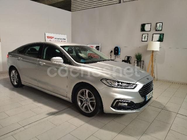 Gris / plata Usado 2019 Ford Mondeo Titanium Berlina | 15.900 € (Precio justo) - Imagen 1/4