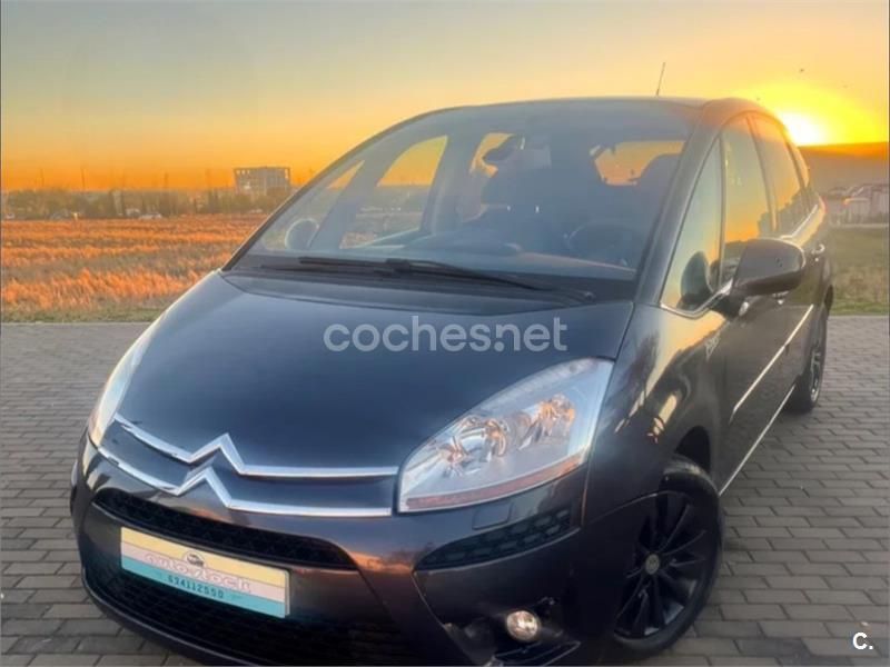 Negro Usado 2008 Citroën C4 Picasso Exclusive Monovolumen | 3990 € (Precio justo) - Imagen 1/4