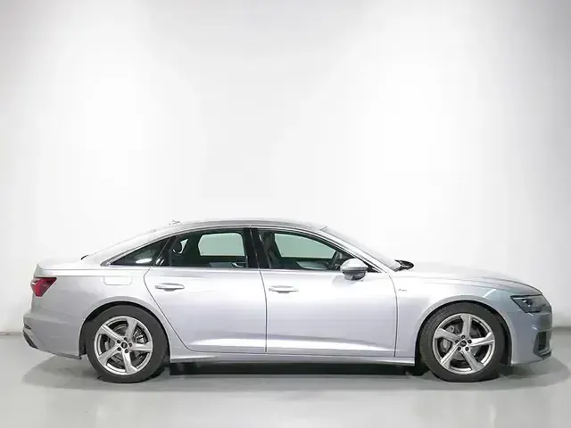 Usado Audi A6 Sport 204 CV (150 kW) 2023 Plateado Berlina