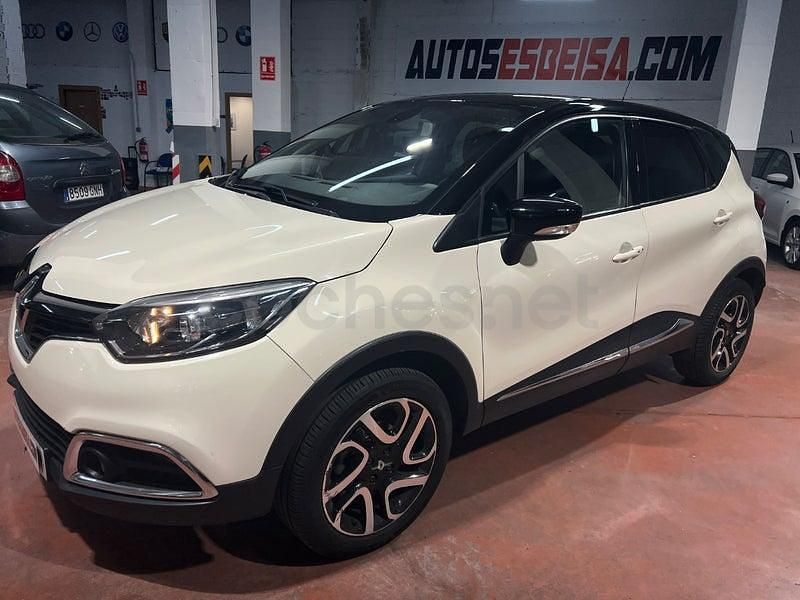 Usado Renault Captur Intens 90 CV (66 kW) 2016 Beige SUV