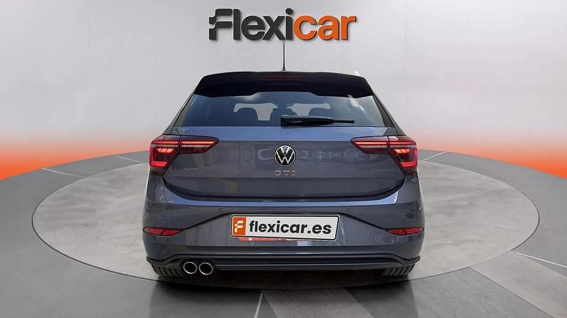 Usado VW Polo GTI 207 CV (152 kW) 2022 Gris Utilitario