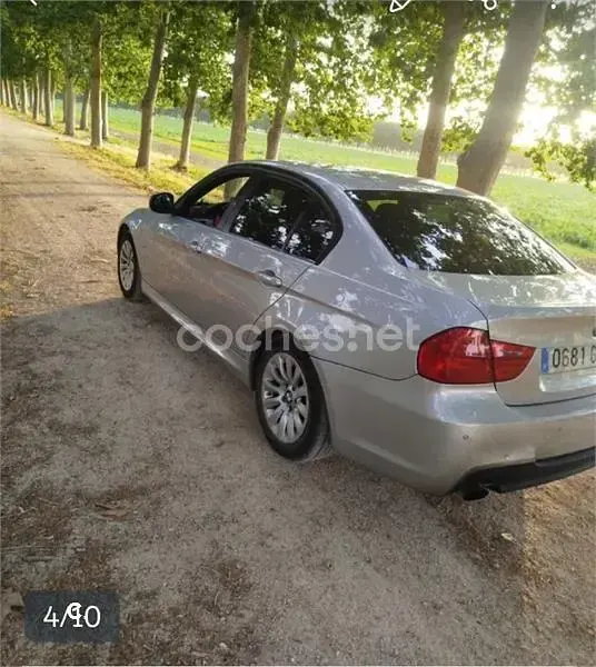 Usado BMW 318 143 CV (105 kW) 2009 Gris / plata Berlina