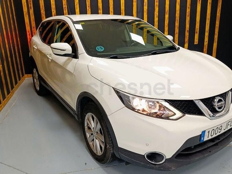 Usado Nissan Qashqai Acenta 115 CV (84 kW) 2015 Blanco SUV