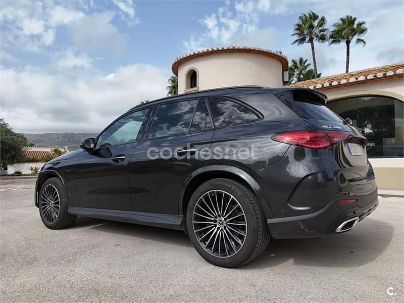 Usado Mercedes GLC300 258 CV (189 kW) 2023 Negro SUV