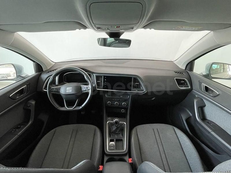 Usado Seat Ateca Style 150 CV (110 kW) 2025 Gris plata SUV