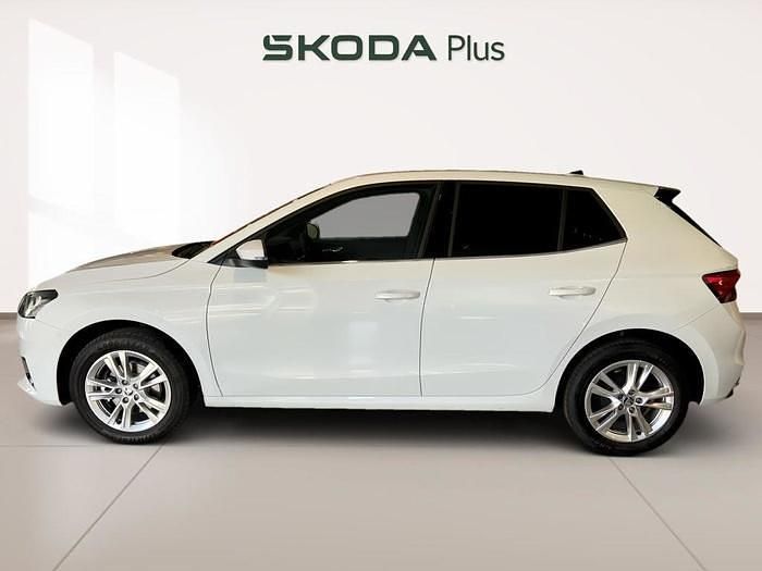 Usado Skoda Fabia 115 CV (84 kW) 2024 Gris Utilitario