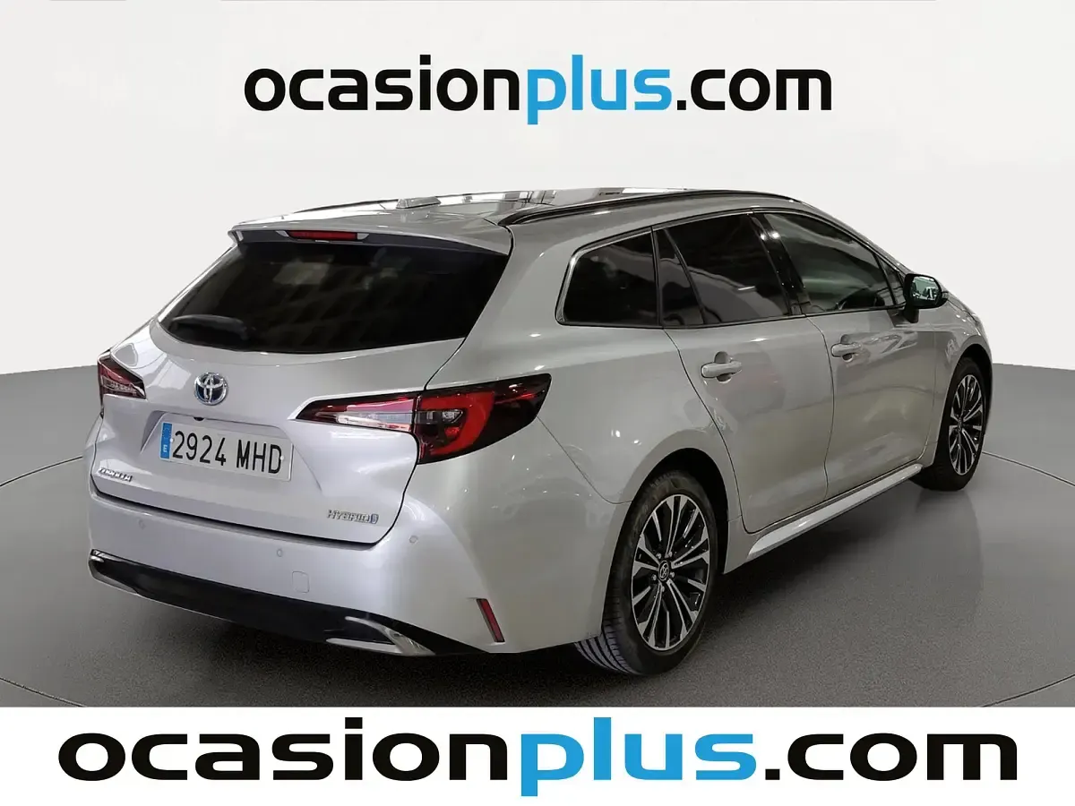 Usado Toyota Corolla Edition 196 CV (144 kW) 2023 Gris plata Monovolumen