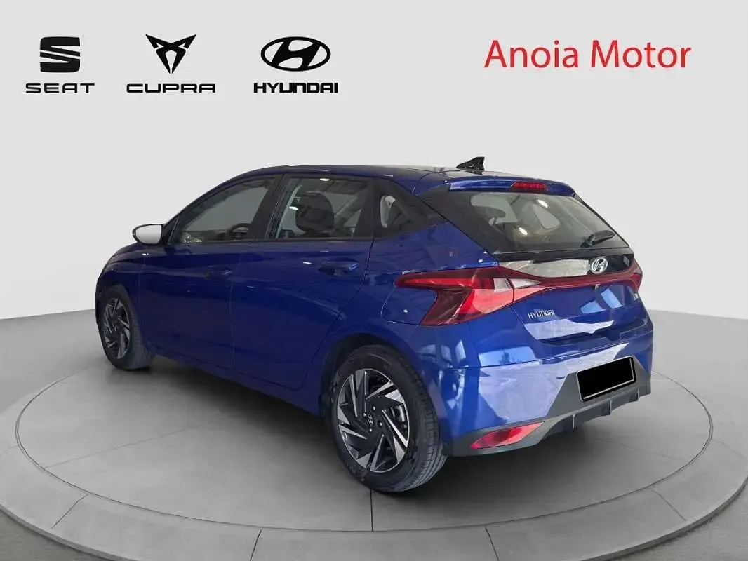 Usado Hyundai i20 101 CV (74 kW) 2022 Azul Utilitario