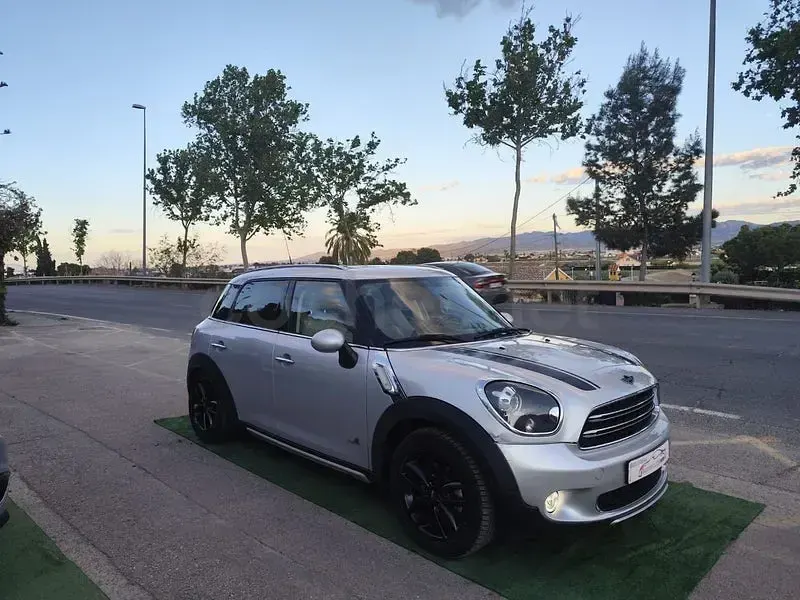 Usado Mini Cooper D Countryman 112 CV (82 kW) 2015 Gris / plata SUV