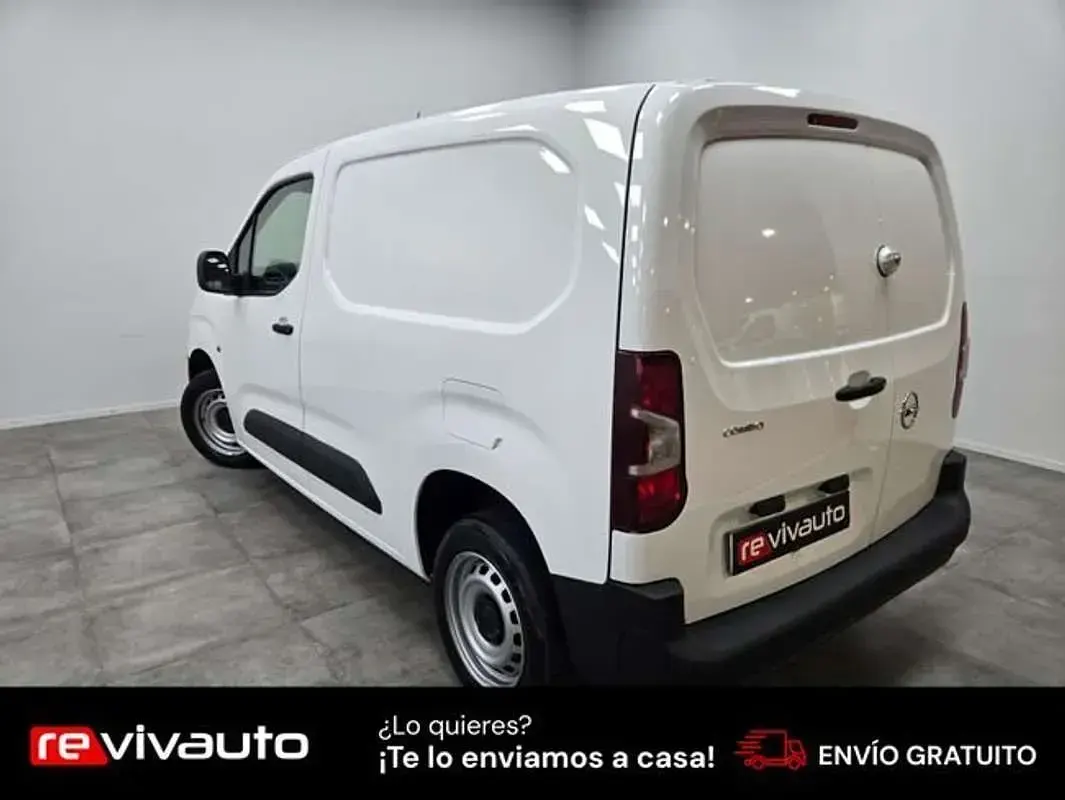 Usado Opel Combo 101 CV (74 kW) 2022 Blanco Monovolumen