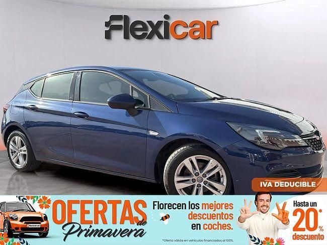 Usado Opel Astra 110 CV (80 kW) 2020 Azul Berlina
