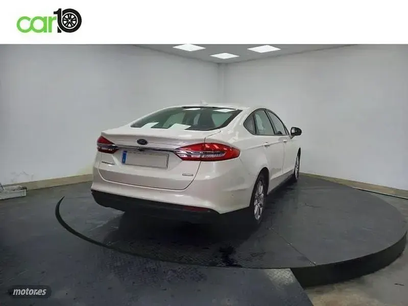 Usado Ford Mondeo Trend 187 CV (137 kW) 2020 Blanco Berlina