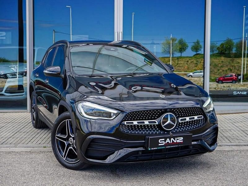 Usado Mercedes GLA250 218 CV (160 kW) 2021 Negro SUV