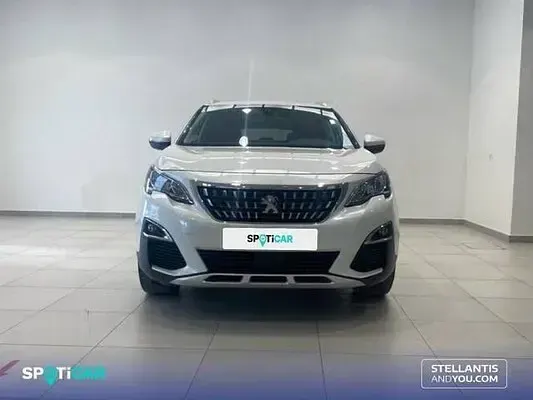 Usado Peugeot 3008 Allure 130 CV (95 kW) 2019 SUV