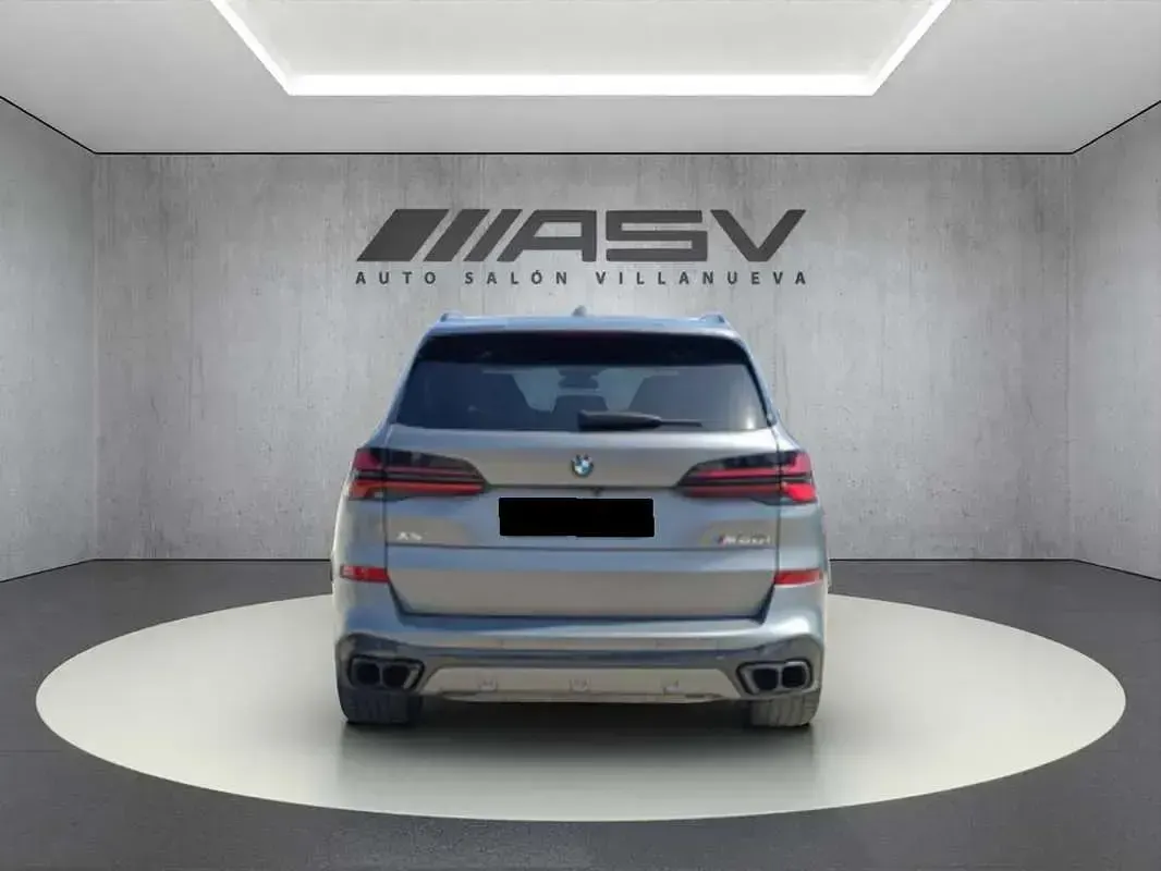 Usado BMW X5 M M Sport 530 CV (389 kW) 2024 Gris SUV