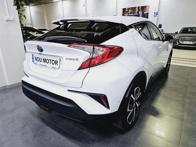 Usado Toyota C-HR Advance 122 CV (89 kW) 2018 Blanco SUV