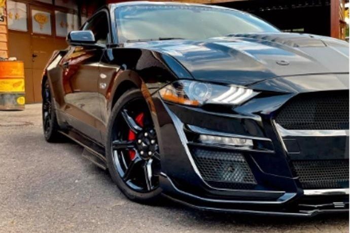 Usado Ford Mustang Performance Edition 450 CV (330 kW) 2021 Negro metalizado Utilitario