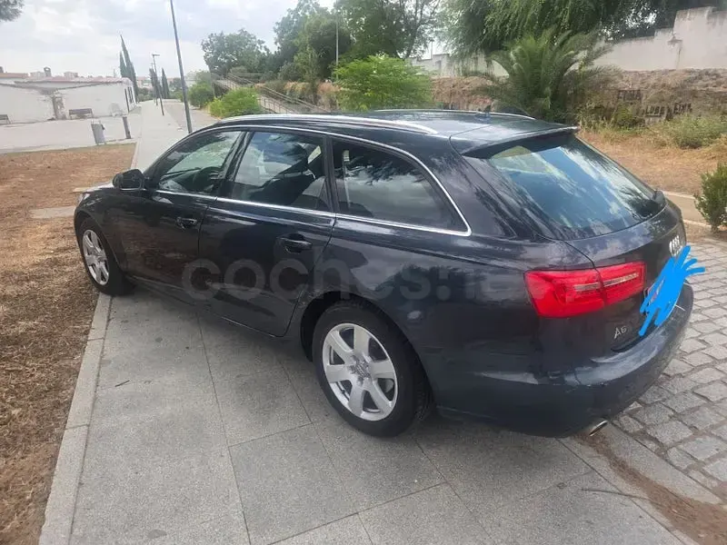 Usado Audi A6 204 CV (150 kW) 2012 Azul Familiar