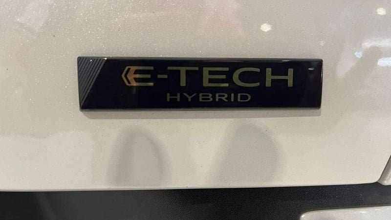 Usado Renault Arkana Equilibre 143 CV (105 kW) 2023 Blanco SUV