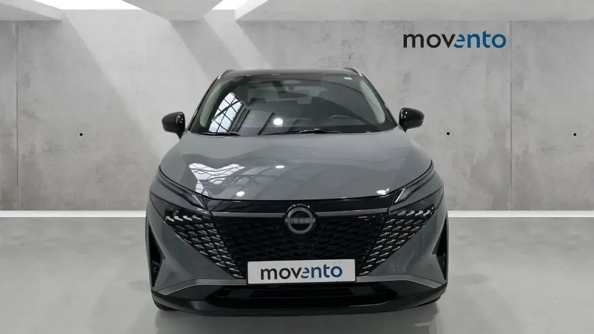 Begagnad Nissan Qashqai N-Connecta 190 HK (139 kW) 2024 Grå SUV