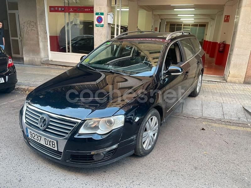 Negro Usado 2006 VW Passat Advance Familiar | 3800 € (Precio justo) - Imagen 1/4
